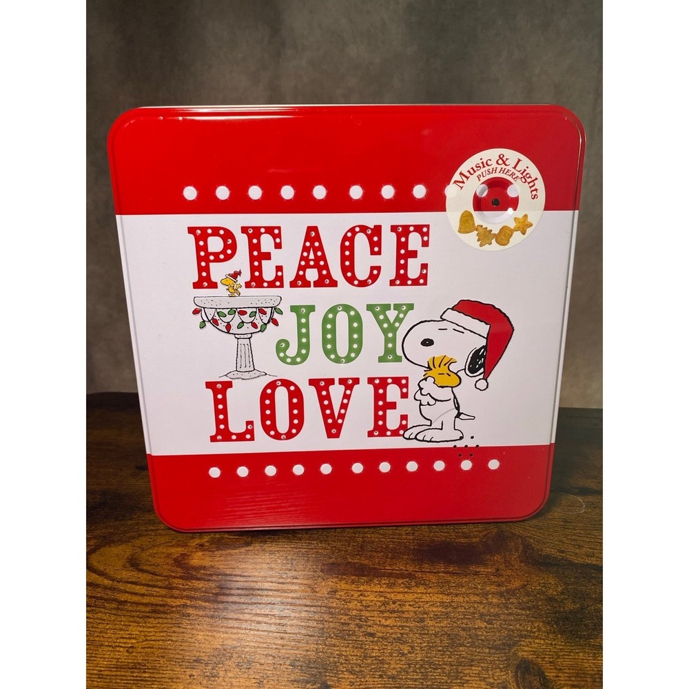 Peanuts Snoopy Christmas musical and light-up cookie tin
